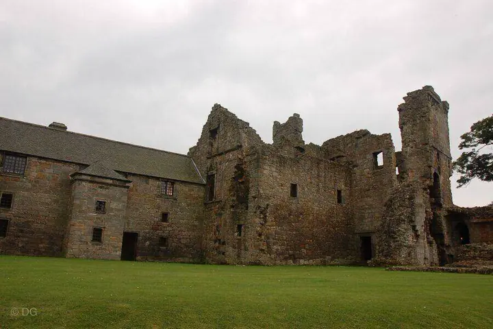 Aberdour Castle and Gardens · Originalfotografie 1