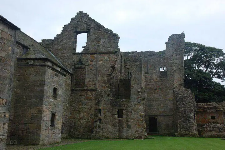 Aberdour Castle and Gardens · Originalfotografie 7