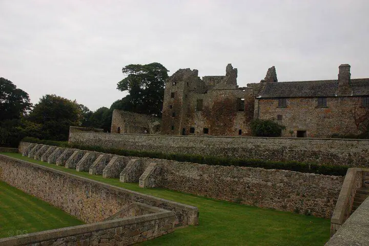 Aberdour Castle and Gardens · Originalfotografie 10
