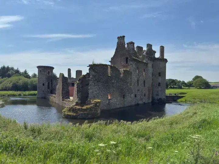 Caerlaverock Castle · original photography 4