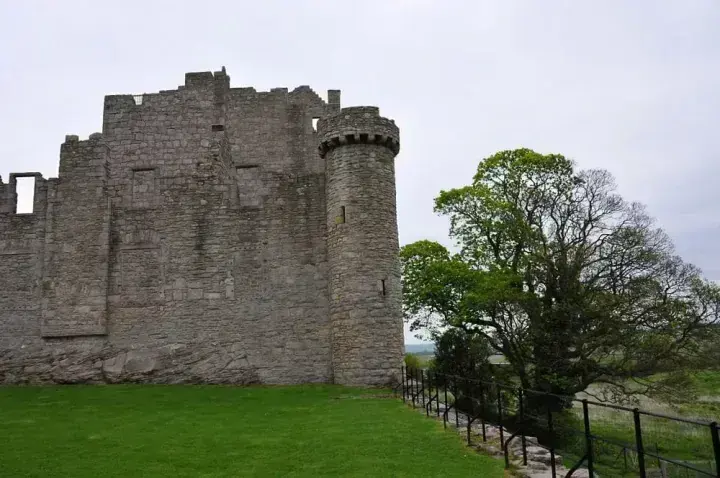 Craigmillar Castle · original photography 7