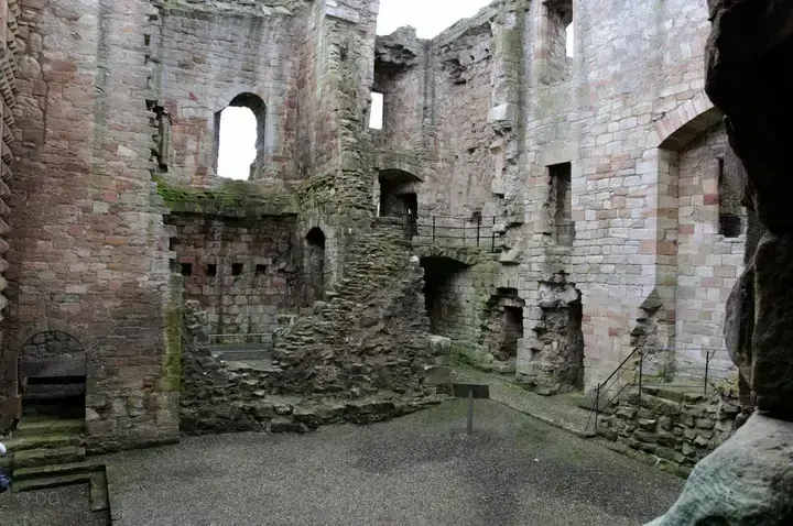 Crichton Castle · original photography 2