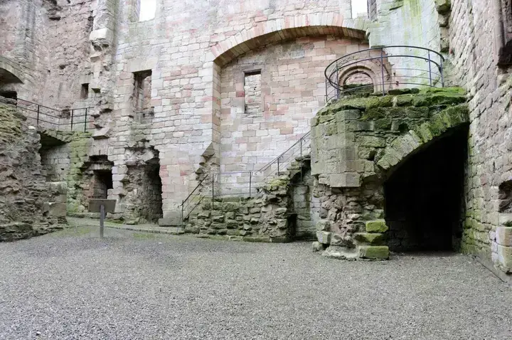 Crichton Castle · original photography 5