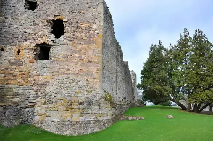 Dirleton Castle · original photography 6