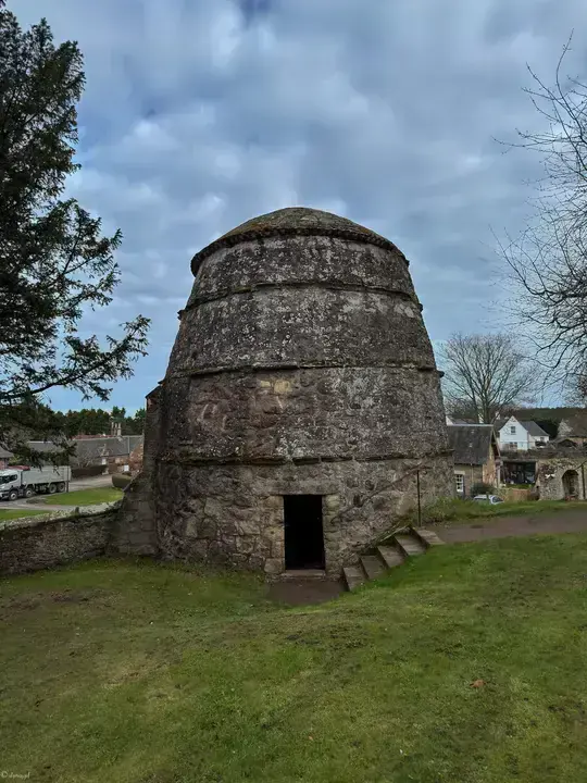 Dirleton Castle · original photography 8