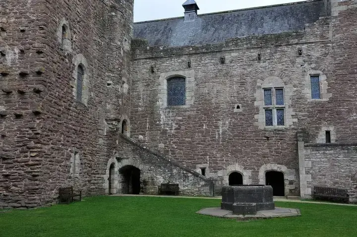 Doune Castle · original photography 2