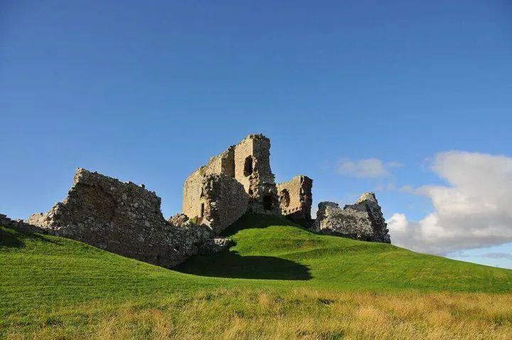 Duffus Castle · original photography 1