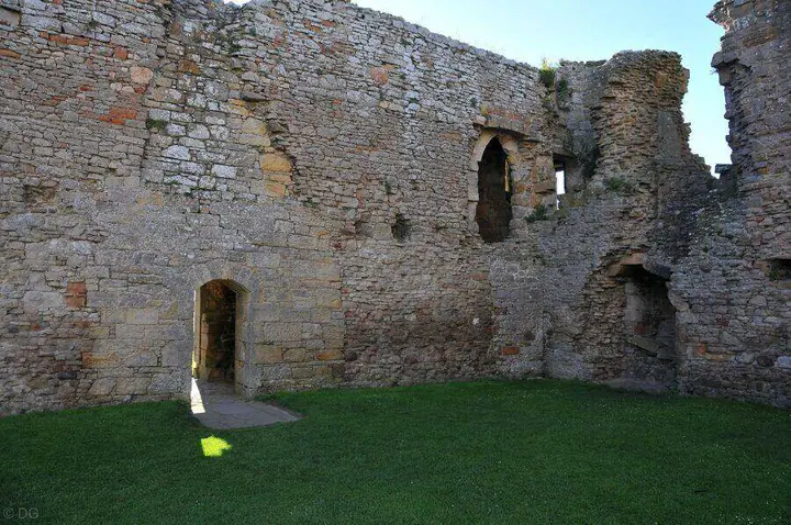 Duffus Castle · original photography 7