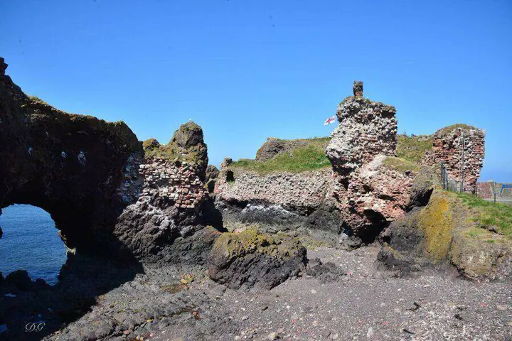 Dunbar Castle · original photography 3