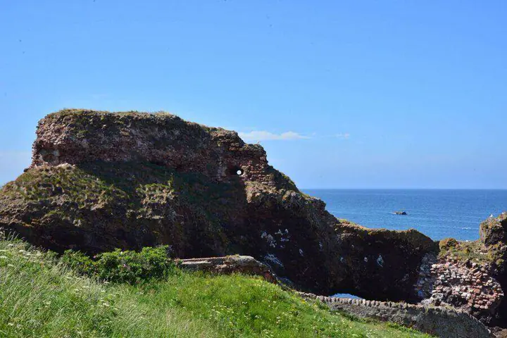Dunbar Castle · original photography 7