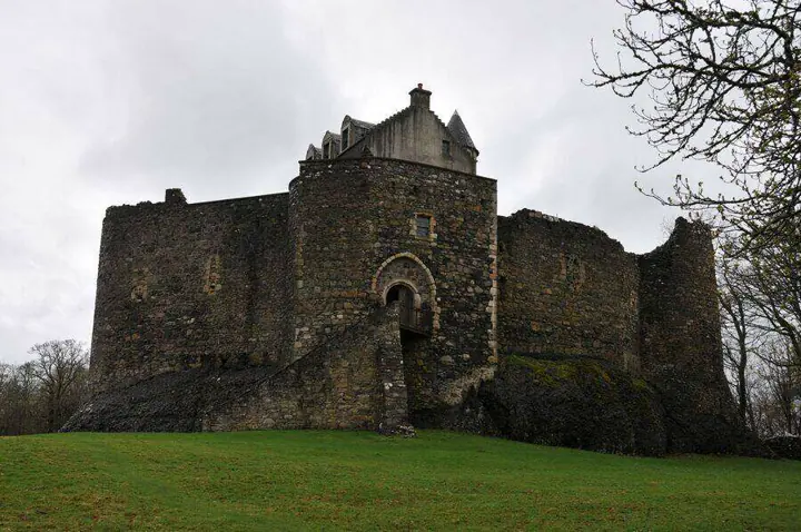 Dunstaffnage Castle · original photography 1