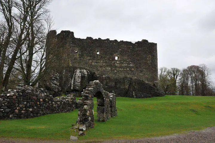 Dunstaffnage Castle · original photography 3