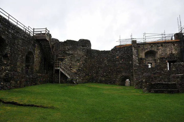 Dunstaffnage Castle · original photography 10