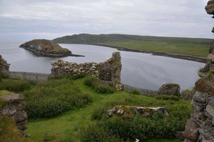 Duntulm Castle · original photography 7