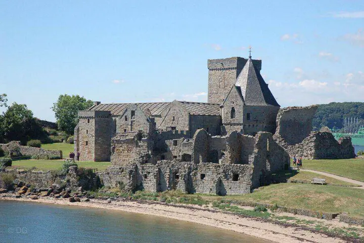 Inchcolm Abbey · original photography 2