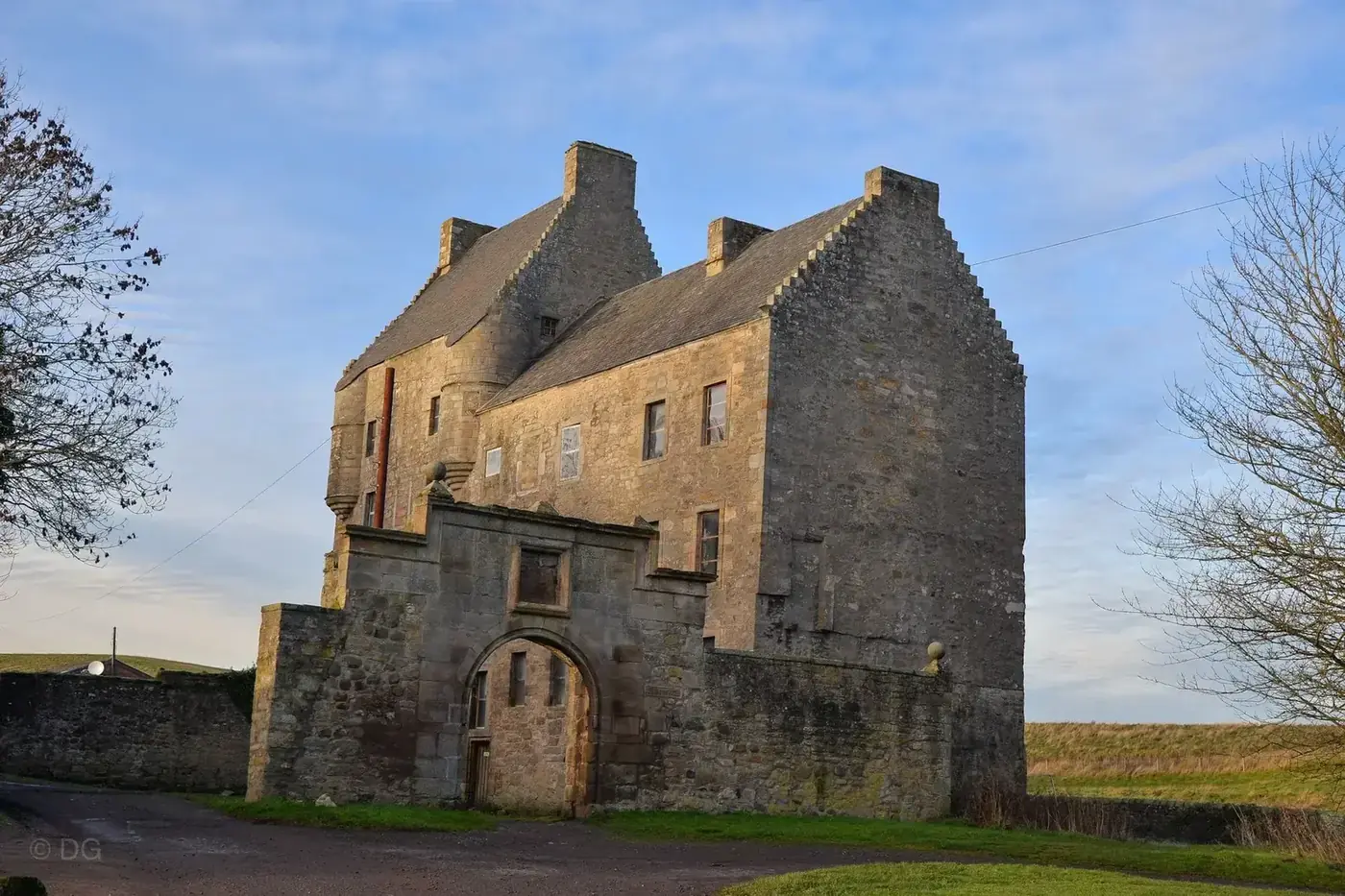 Midhope Castle · West Lothian