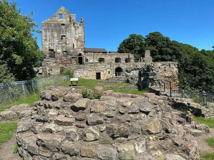 Ravenscraig Castle · original photography 6