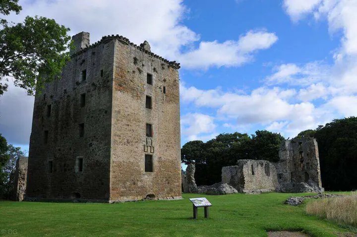 Spynie Palace · original photography 1