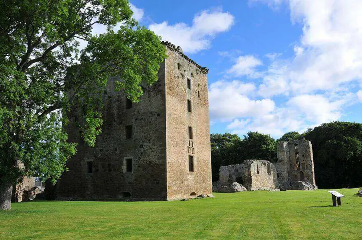 Spynie Palace · original photography 4