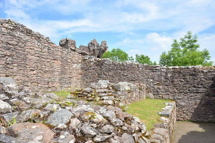 Urquhart Castle · original photography 4